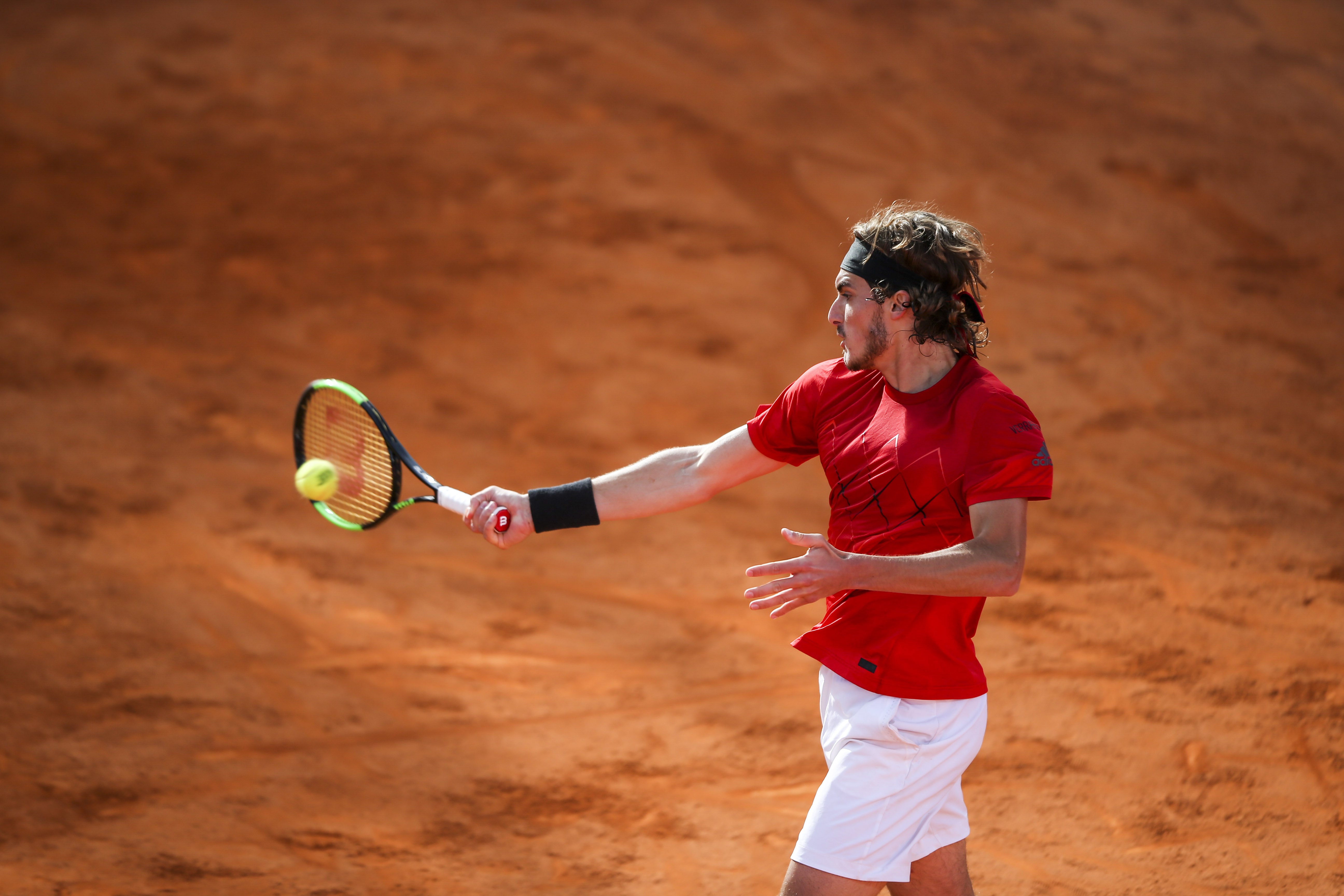 日本网球队险胜德国网球队，西西帕斯惊艳世界