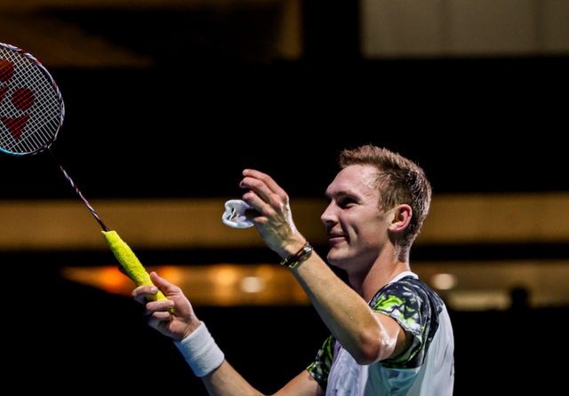 泰国羽毛球队绝杀日本羽毛球队，安赛龙高光表现