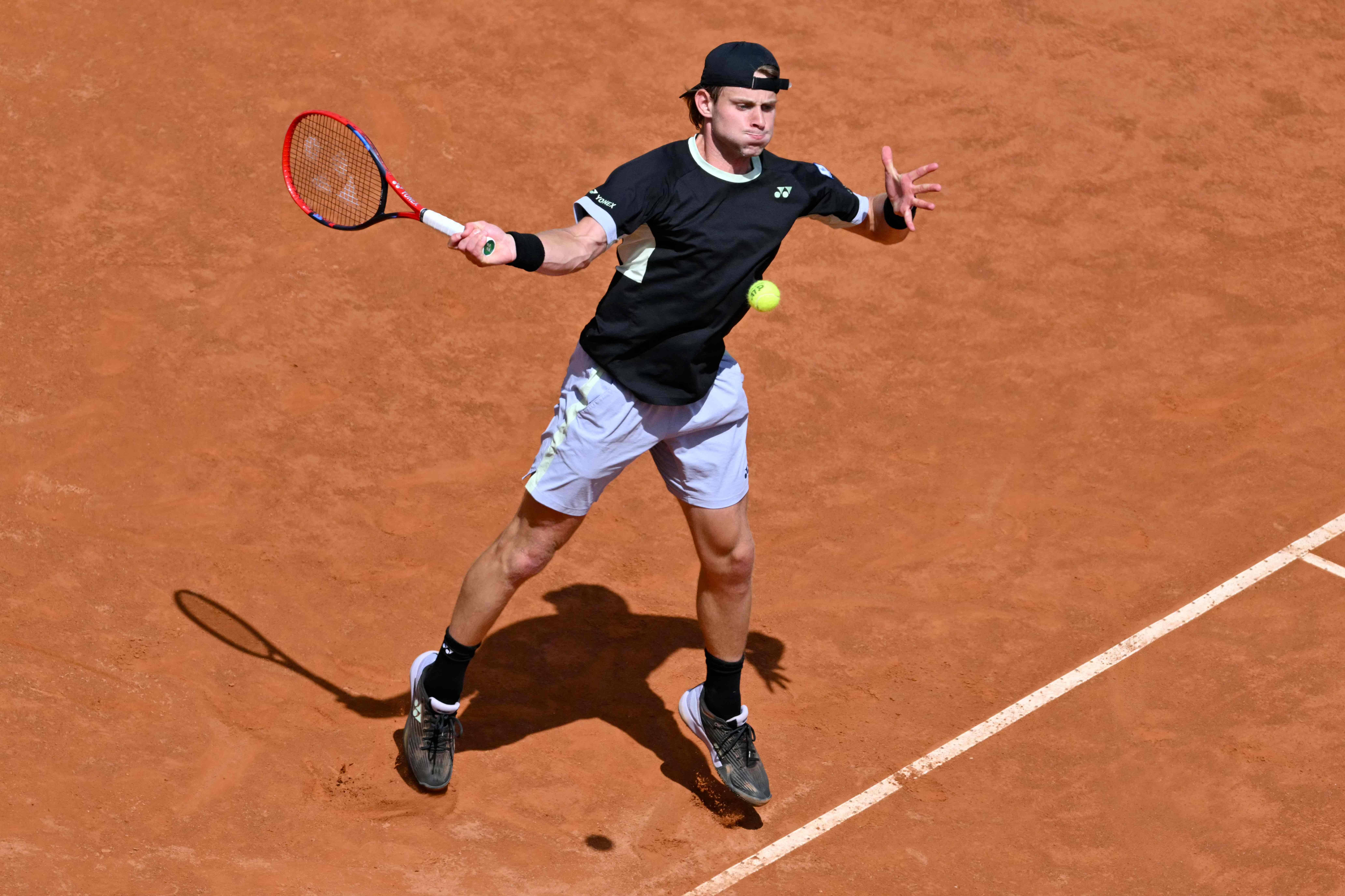 欧洲网球队逆转西班牙网球队，纳达尔统治全场