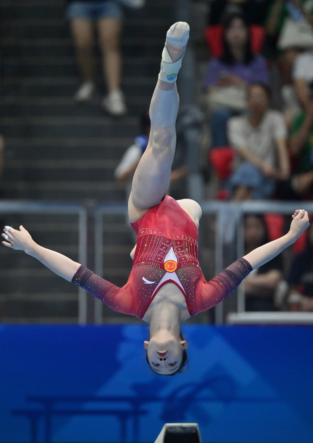 包含冷门频出！体操战况跌宕起伏的词条