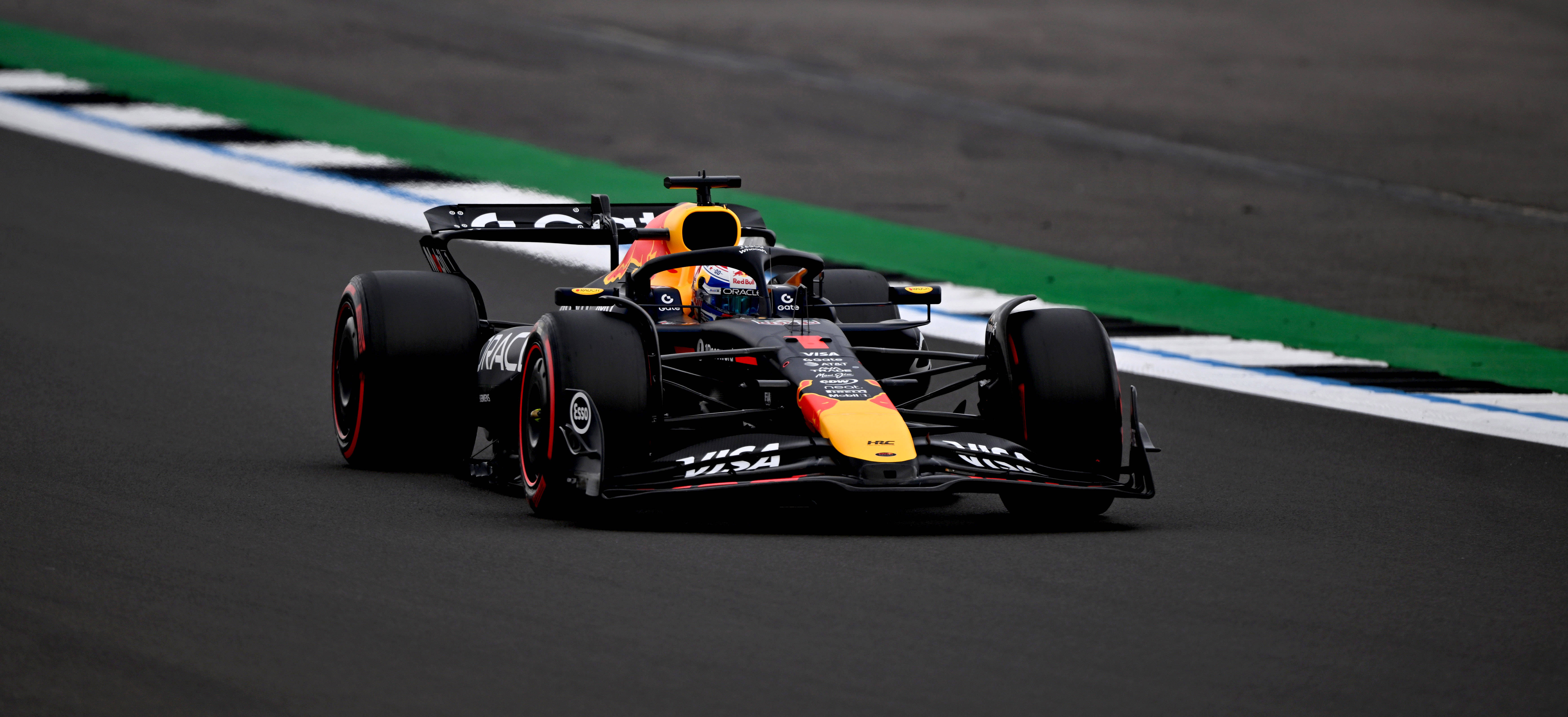 雷诺车队力克法拉利，维斯塔潘扛起全队