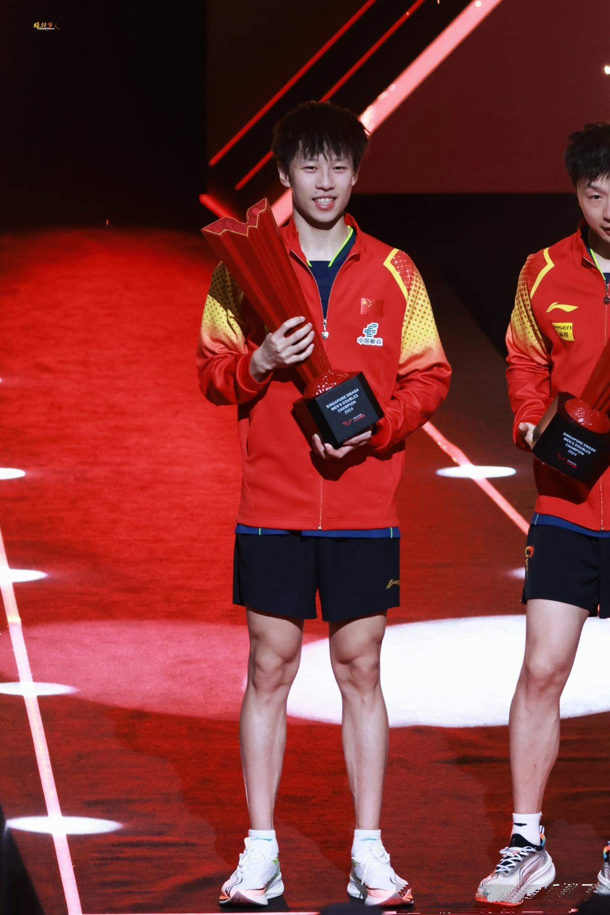 法国队完胜日本队,林高远惊艳四座 法国队完胜日本队,林高远惊艳四座