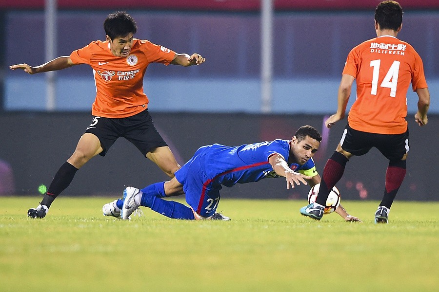 北京人和客场不敌重庆斯威，遭遇逆转