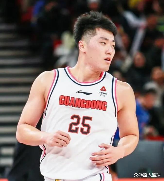 广东队大将受伤,战力大幅下滑或影响季后赛 广东队大将受伤,战力大幅下滑或影响季后赛