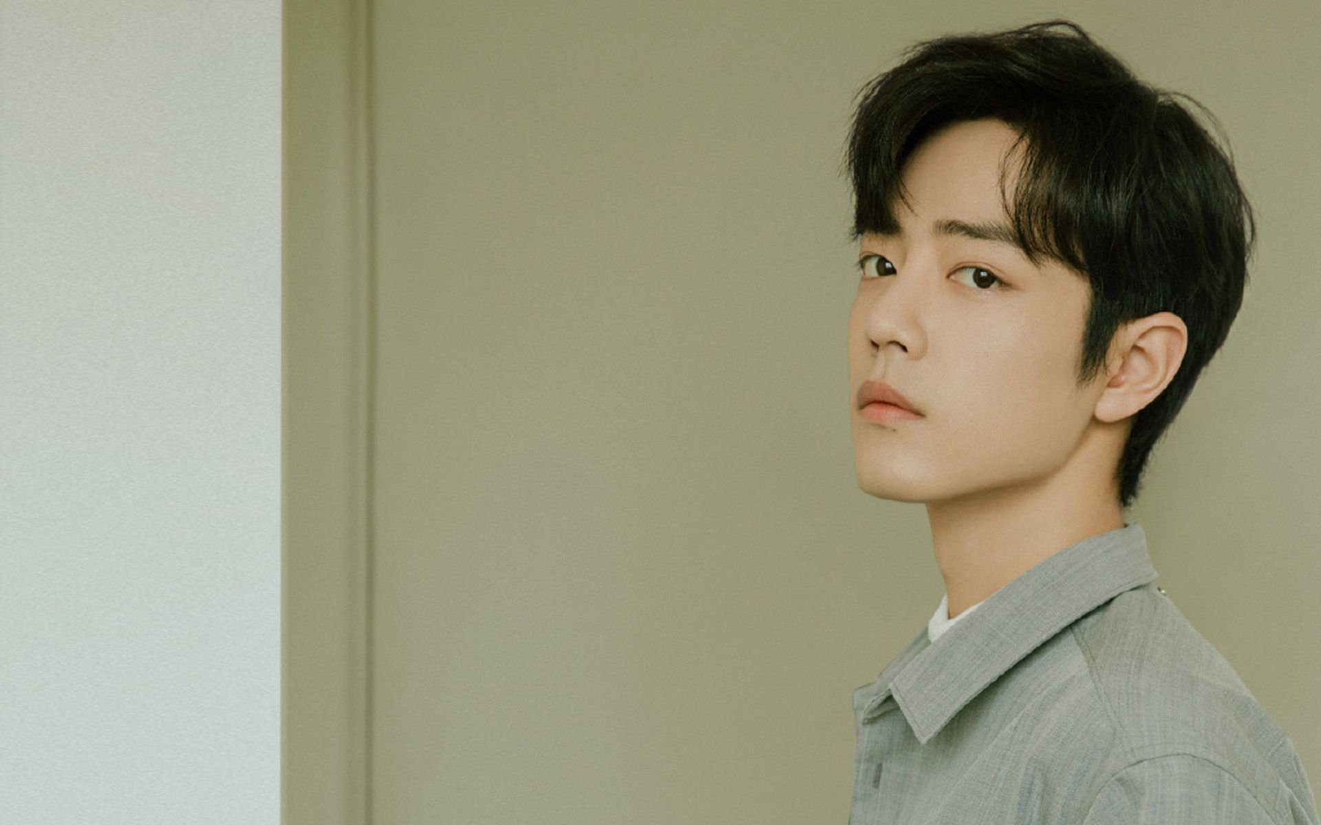 阿隆索魔法方向盘点燃赛道，梅赛德斯以毫米级战术力克索伯车队