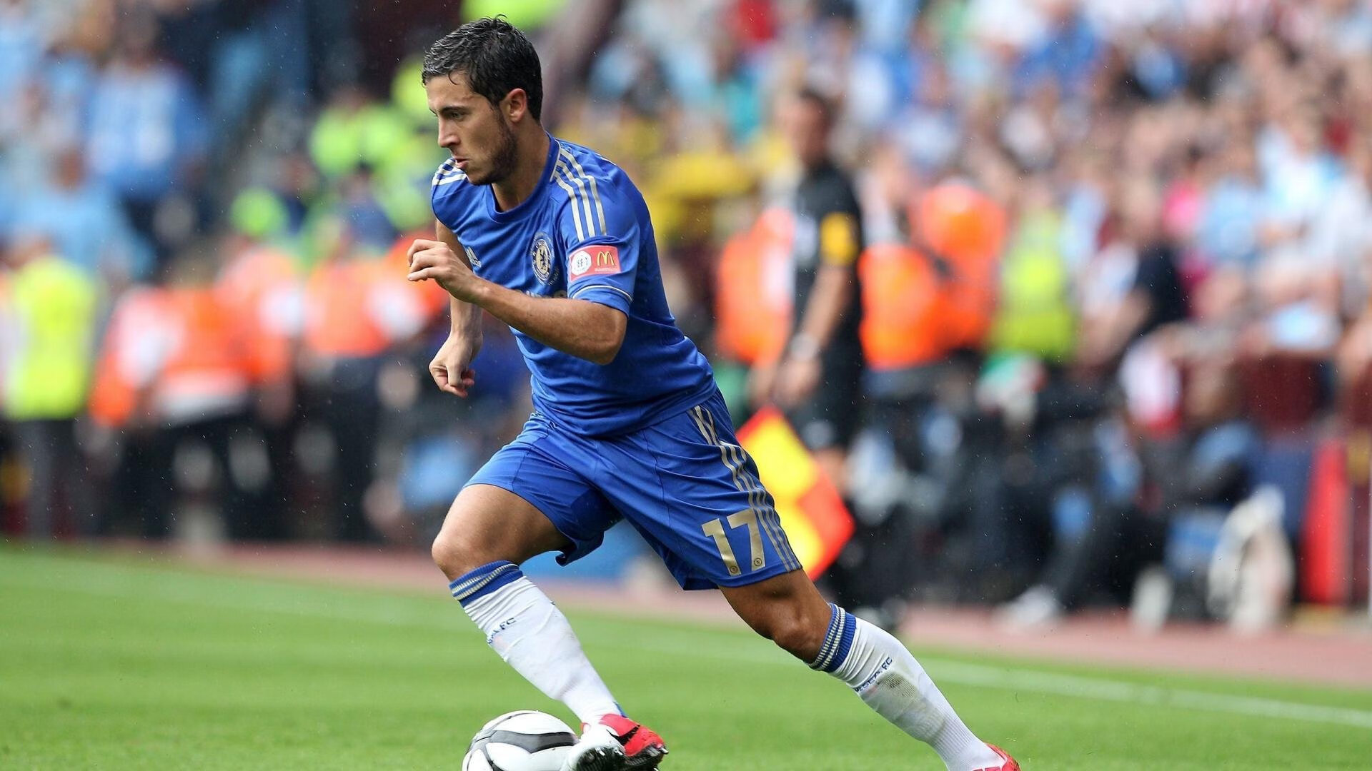 爵士如何打穿广东队？米切尔化身体育场上的八国联军指挥官