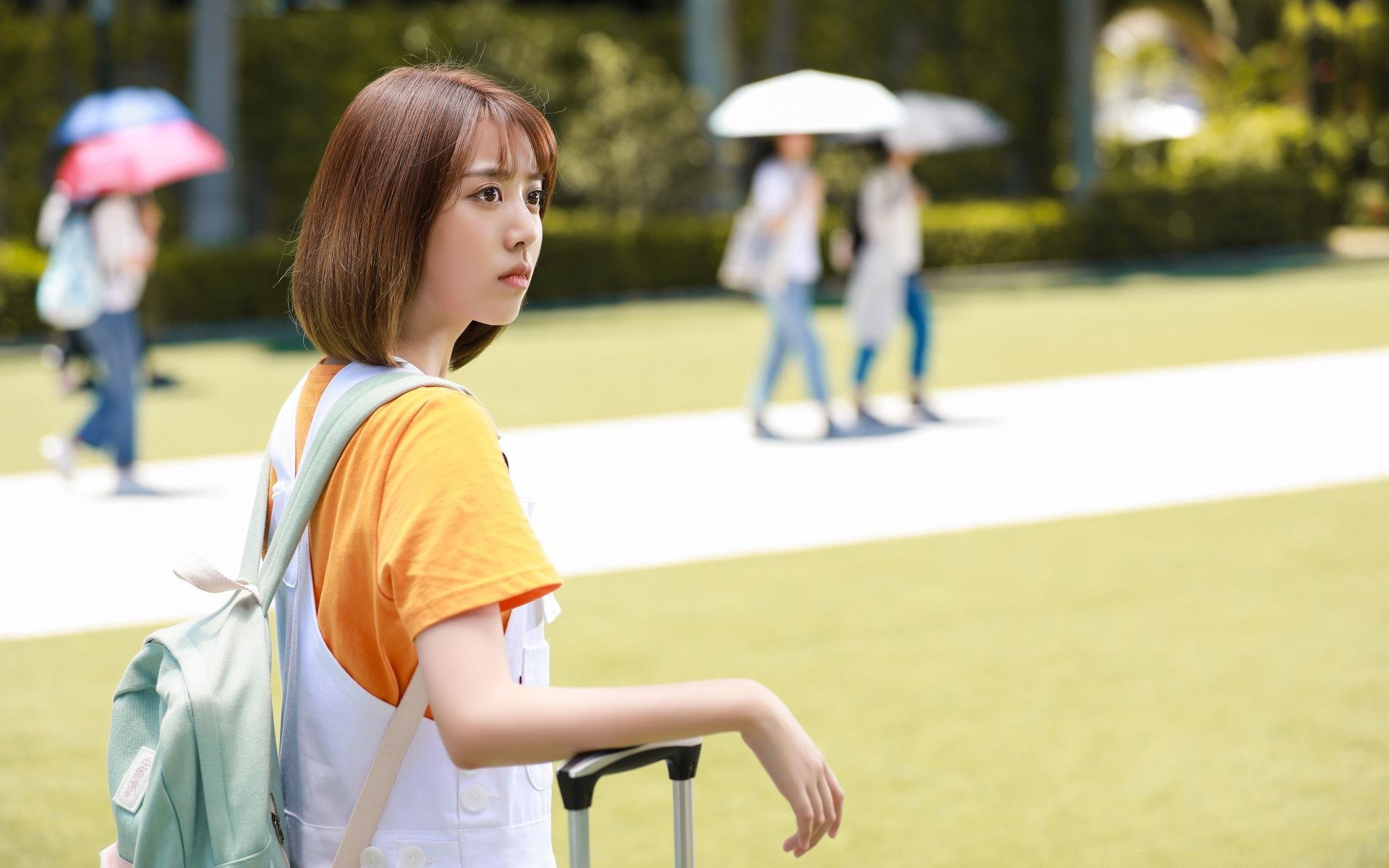 来自世界的两端，抵达同一个战场